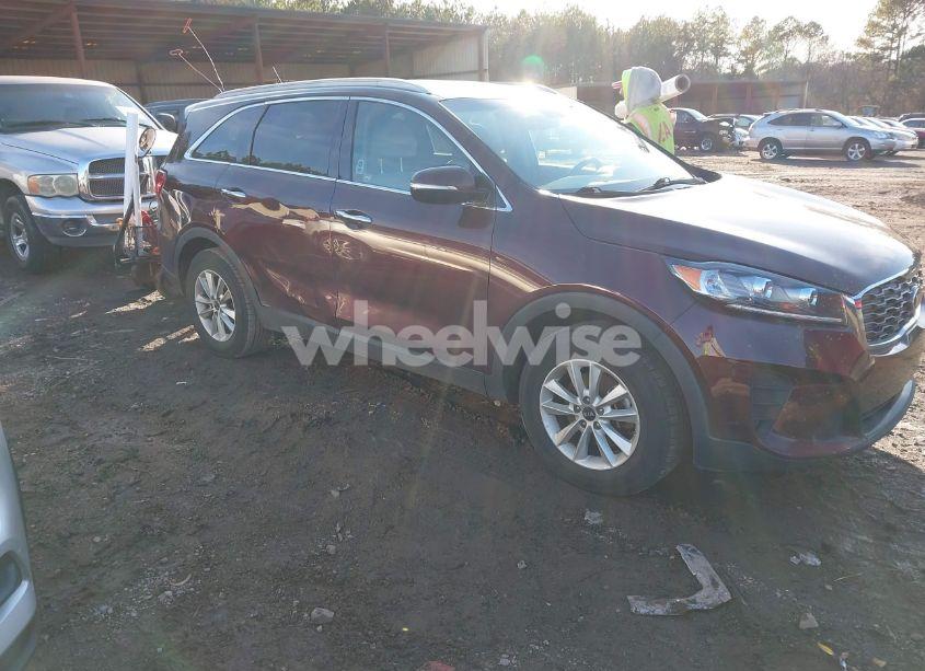 2020 Kia Sorento 2.4L LX (VIN 5XYPG4A33LG637618) main photo