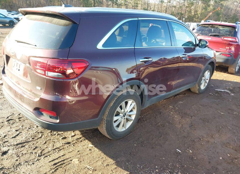 Photo 4 of 2020 Kia Sorento 2.4L LX (VIN 5XYPG4A33LG637618)