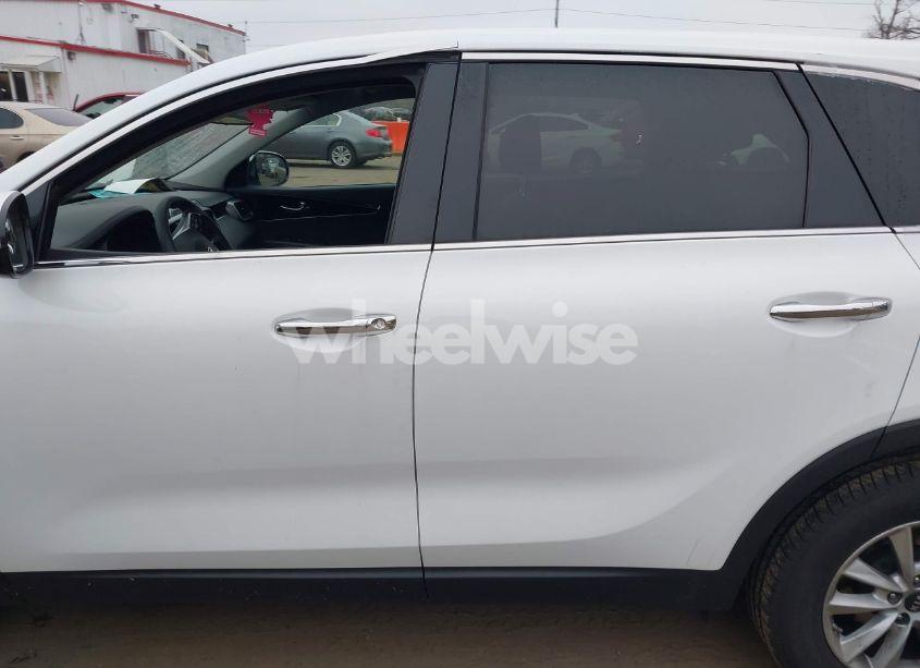 Photo 14 of 2020 Kia Sorento 2.4L L (VIN 5XYPG4A33LG671526)