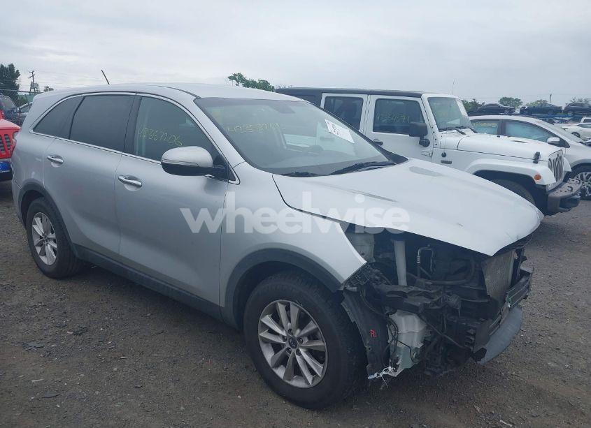 2020 Kia Sorento 2.4L L (VIN 5XYPG4A33LG680825) main photo