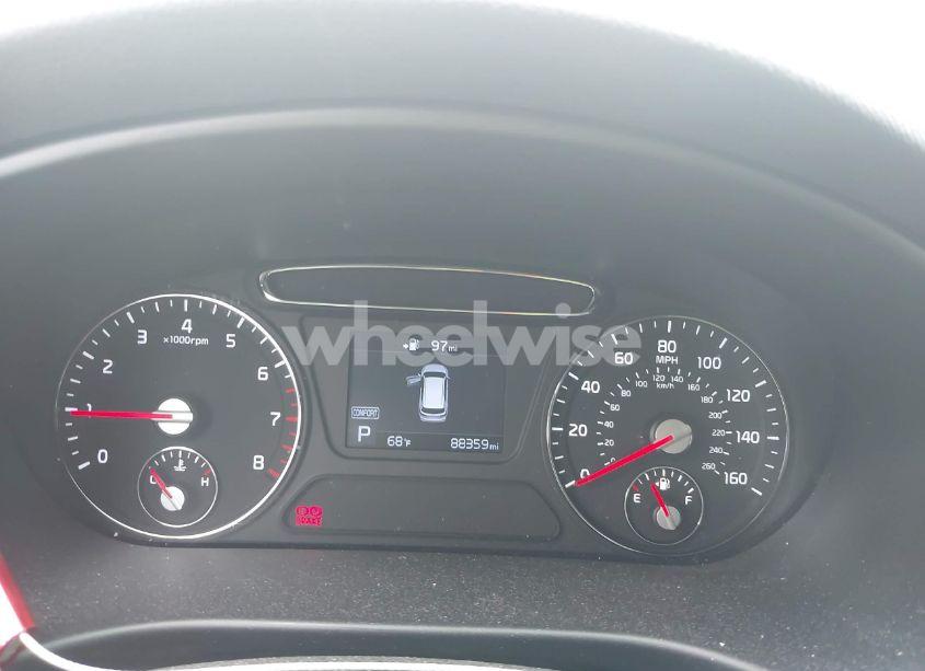 Photo 7 of 2020 Kia Sorento 2.4L L (VIN 5XYPG4A33LG680825)
