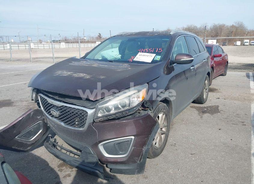 Photo 12 of 2016 Kia Sorento 2.4L LX (VIN 5XYPG4A34GG051855)
