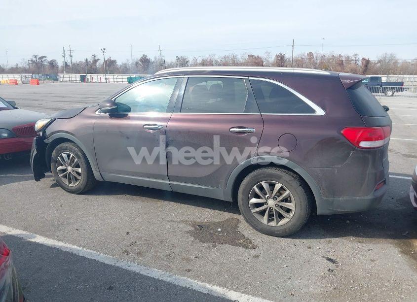 Photo 14 of 2016 Kia Sorento 2.4L LX (VIN 5XYPG4A34GG051855)