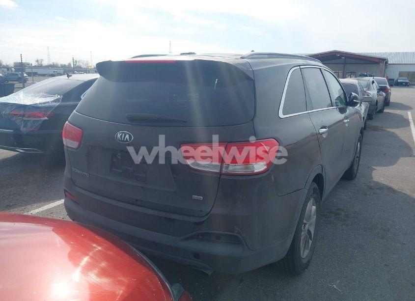 Photo 16 of 2016 Kia Sorento 2.4L LX (VIN 5XYPG4A34GG051855)