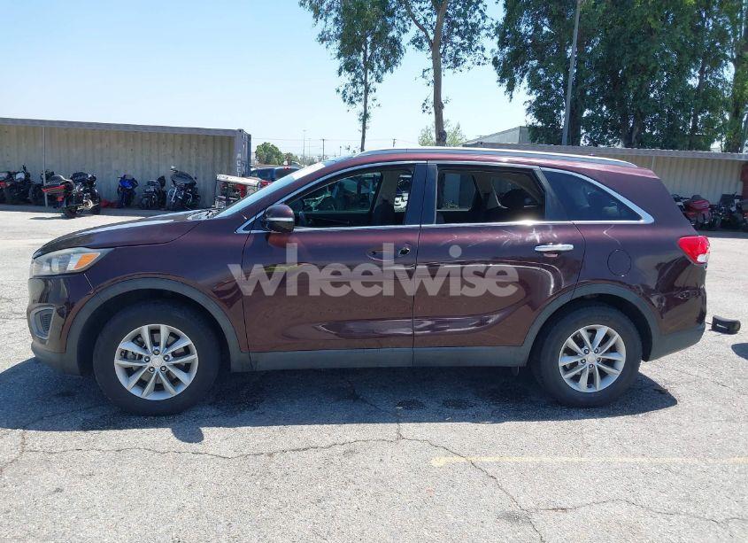 Photo 14 of 2016 Kia Sorento 2.4L LX (VIN 5XYPG4A34GG054173)