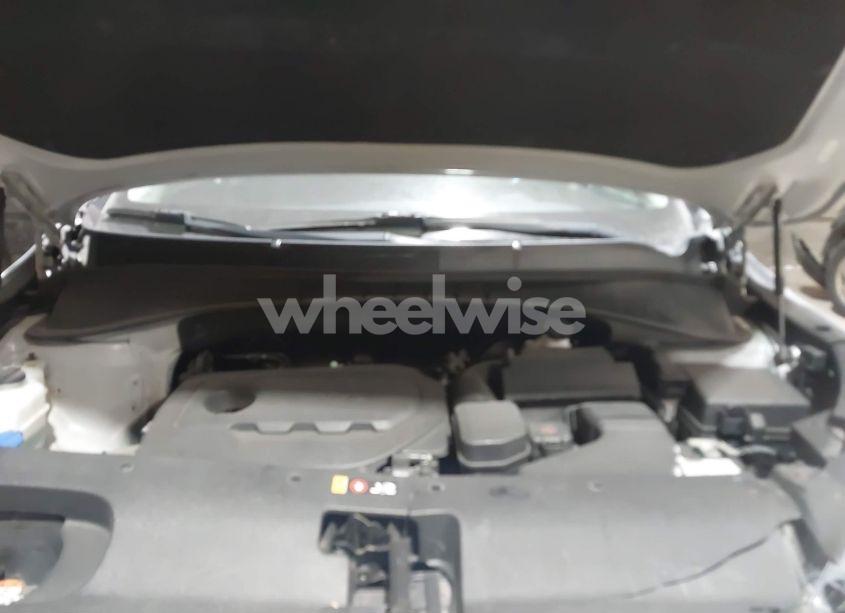 Photo 10 of 2016 Kia Sorento 2.4L LX (VIN 5XYPG4A34GG101489)