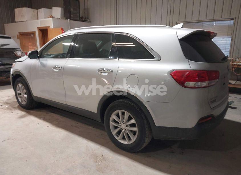 Photo 3 of 2016 Kia Sorento 2.4L LX (VIN 5XYPG4A34GG101489)