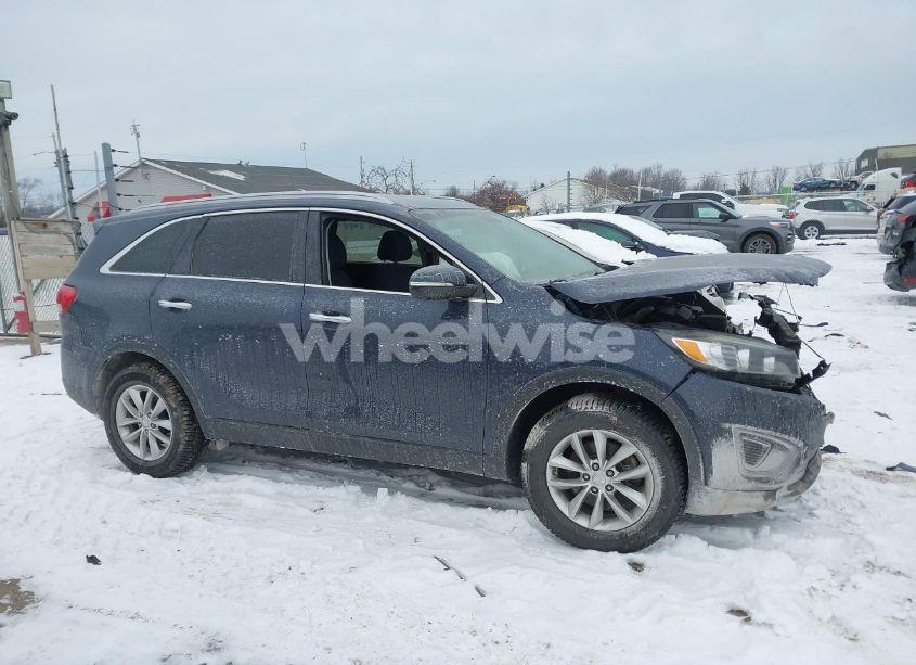 Photo 12 of 2016 Kia Sorento 2.4L LX (VIN 5XYPG4A34GG122858)