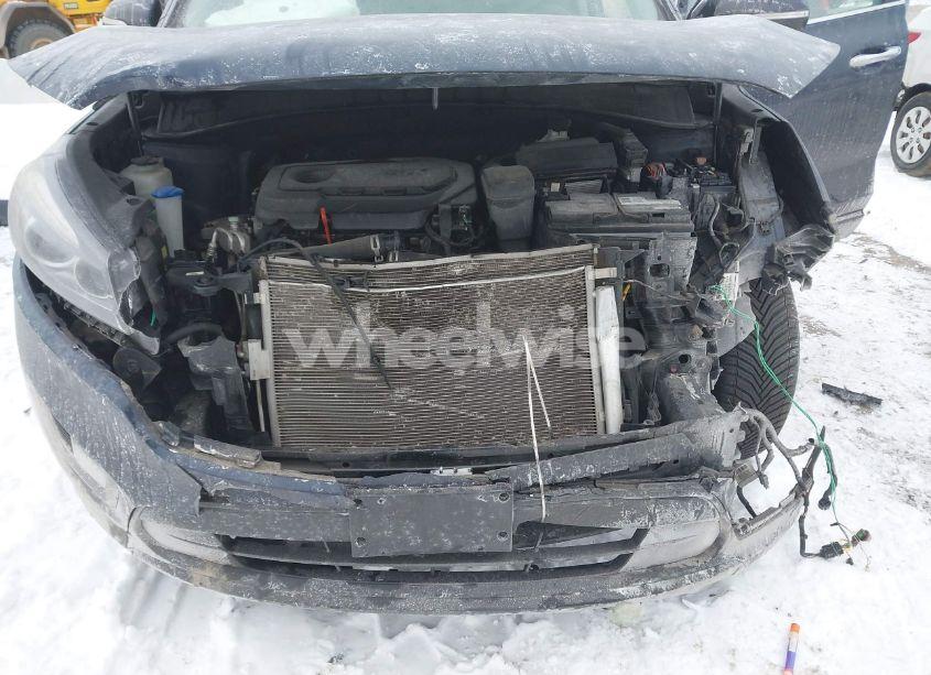 Photo 6 of 2016 Kia Sorento 2.4L LX (VIN 5XYPG4A34GG122858)