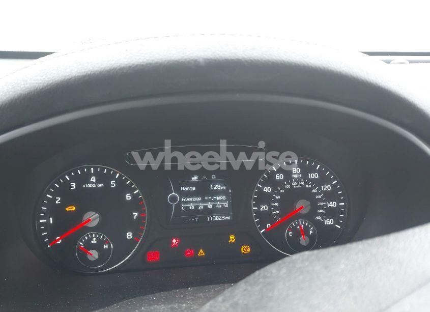 Photo 7 of 2016 Kia Sorento 2.4L LX (VIN 5XYPG4A34GG122858)