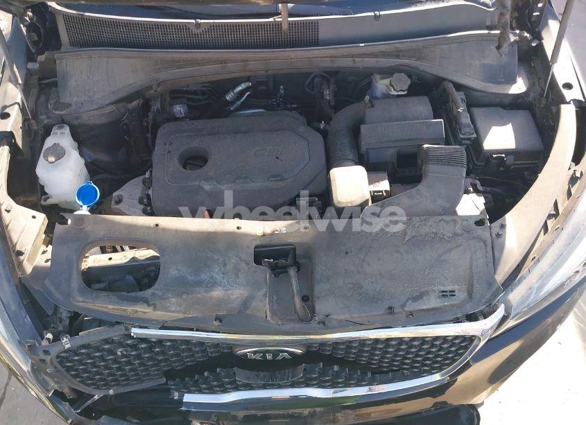 Photo 10 of 2016 Kia Sorento 2.4L L (VIN 5XYPG4A34GG165340)