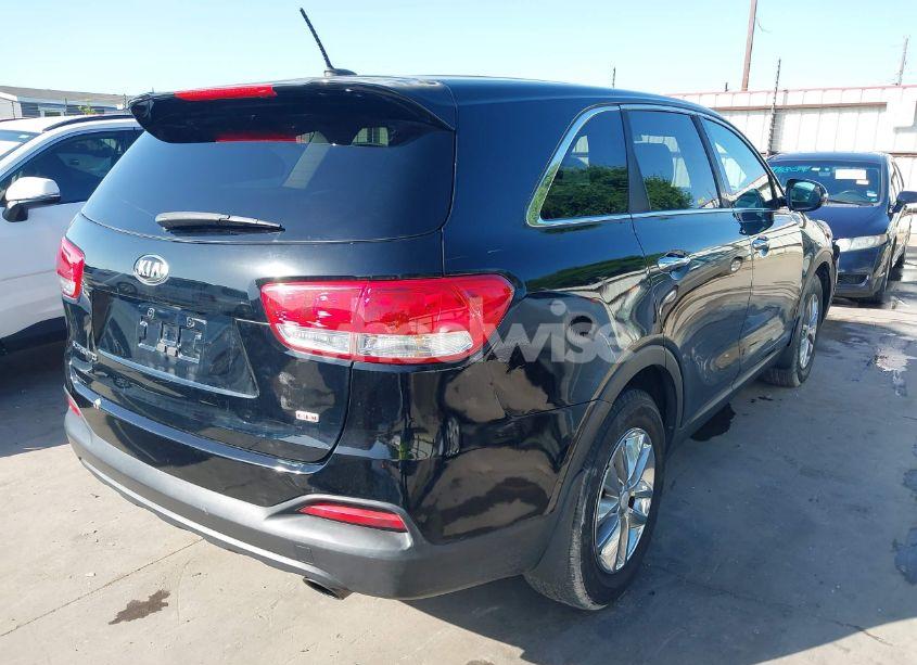 Photo 4 of 2016 Kia Sorento 2.4L L (VIN 5XYPG4A34GG165340)