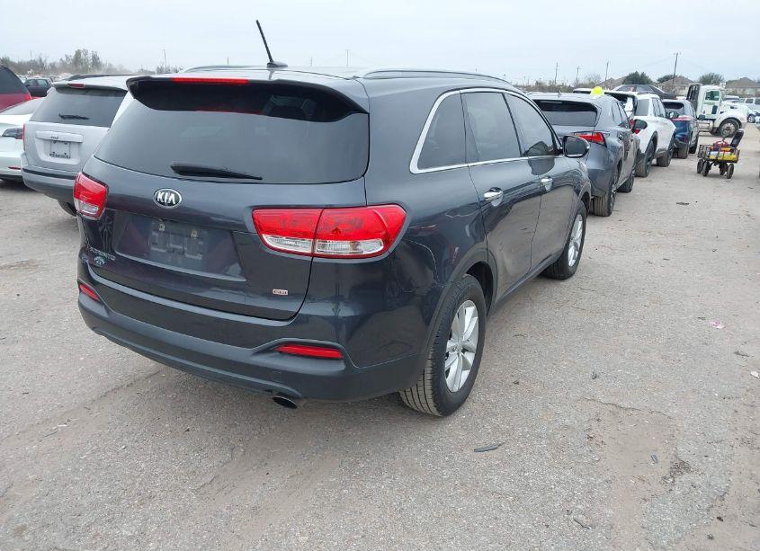 Photo 4 of 2016 Kia Sorento 2.4L LX (VIN 5XYPG4A34GG175270)