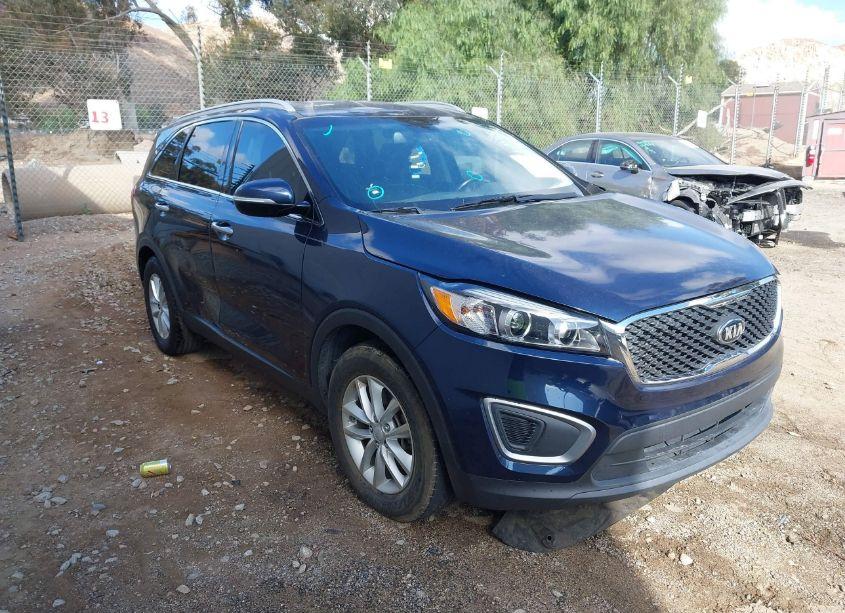 2016 Kia Sorento 2.4L LX (VIN 5XYPG4A34GG183515) main photo