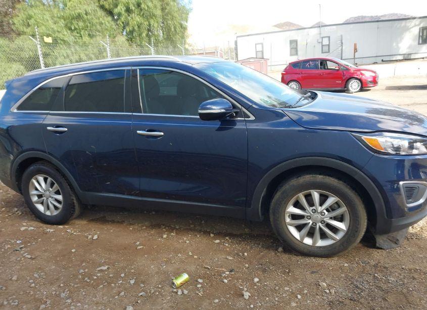 Photo 12 of 2016 Kia Sorento 2.4L LX (VIN 5XYPG4A34GG183515)