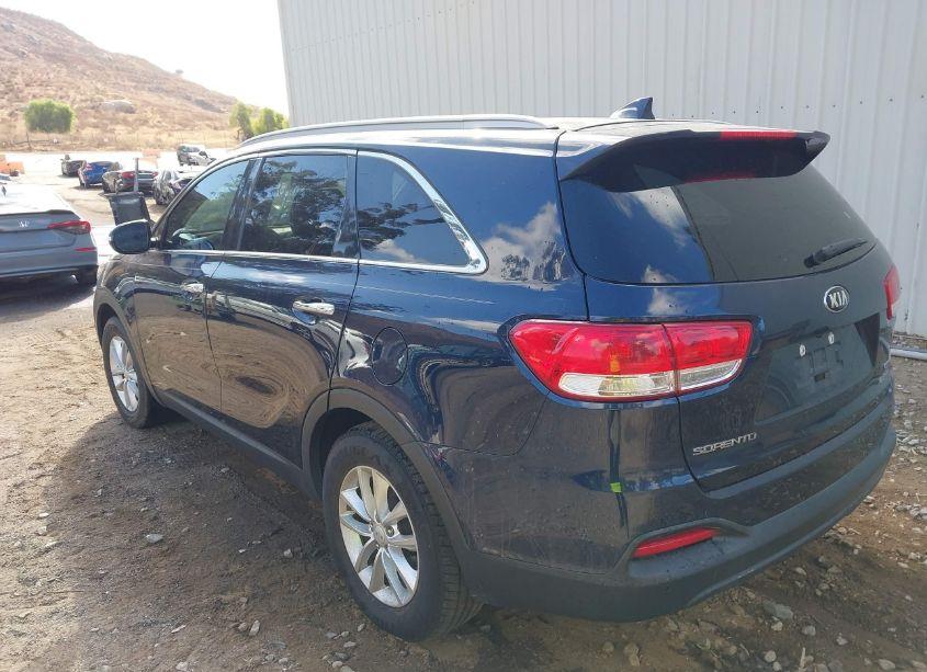 Photo 3 of 2016 Kia Sorento 2.4L LX (VIN 5XYPG4A34GG183515)