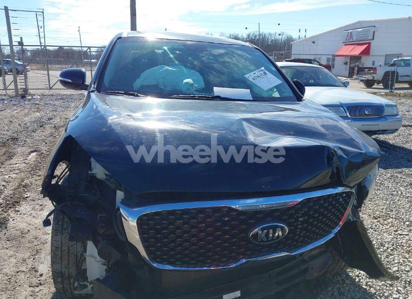 Photo 12 of 2017 Kia Sorento 2.4L L (VIN 5XYPG4A34HG220600)