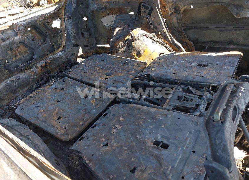 Photo 8 of 2017 Kia Sorento 2.4L LX (VIN 5XYPG4A34HG248378)