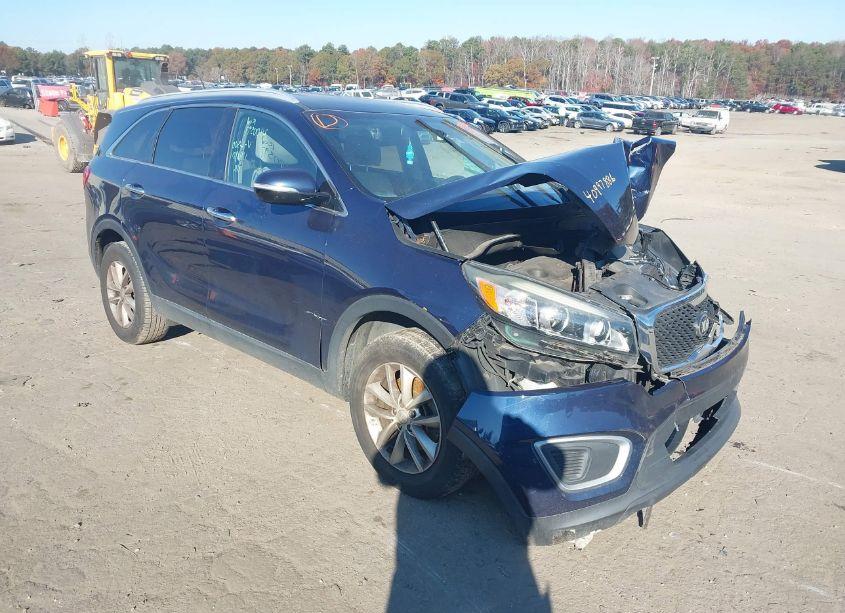 2017 Kia Sorento 2.4L LX (VIN 5XYPG4A34HG256500) main photo