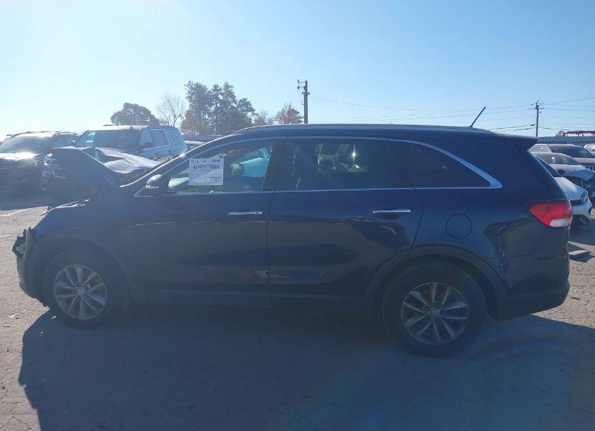 Photo 14 of 2017 Kia Sorento 2.4L LX (VIN 5XYPG4A34HG256500)
