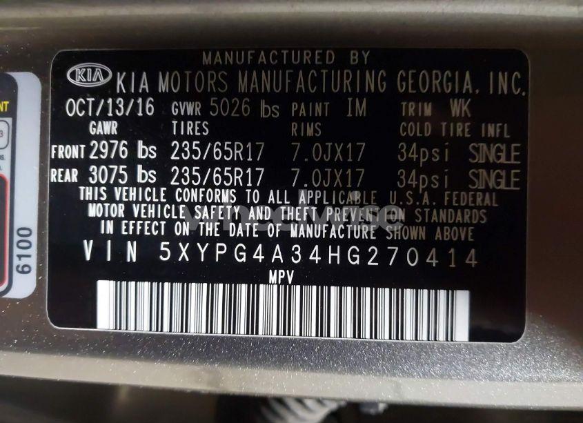 Photo 9 of 2017 Kia Sorento 2.4L LX (VIN 5XYPG4A34HG270414)