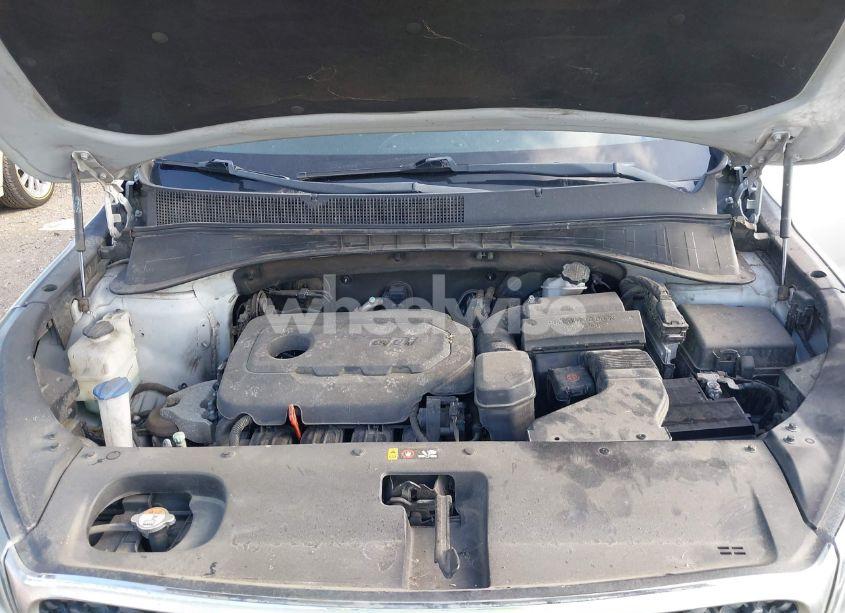 Photo 10 of 2017 Kia Sorento 2.4L L (VIN 5XYPG4A34HG288797)