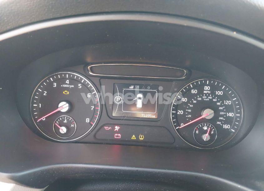 Photo 7 of 2018 Kia Sorento 2.4L LX (VIN 5XYPG4A34JG410709)