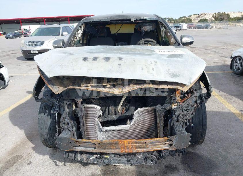 Photo 6 of 2018 Kia Sorento 2.4L L (VIN 5XYPG4A34JG411049)