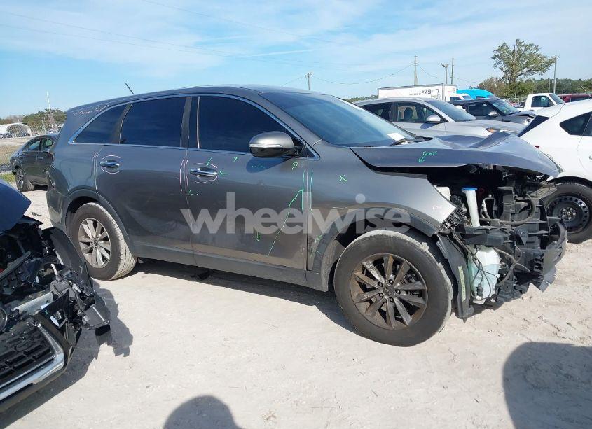Photo 14 of 2019 Kia Sorento 2.4L LX (VIN 5XYPG4A34KG480258)