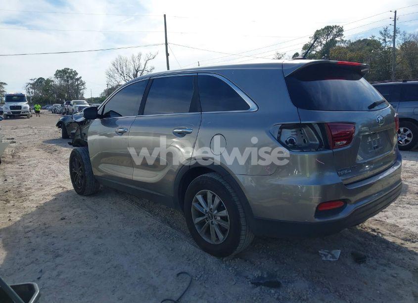 Photo 15 of 2019 Kia Sorento 2.4L LX (VIN 5XYPG4A34KG480258)