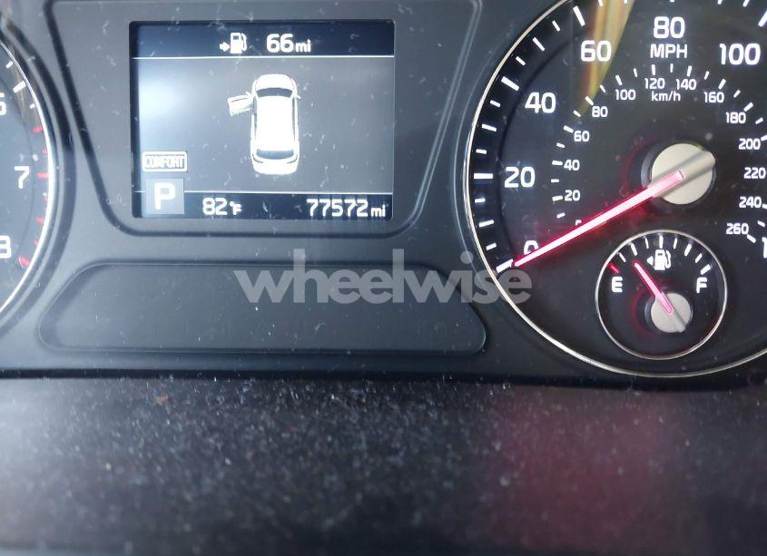 Photo 16 of 2019 Kia Sorento 2.4L LX (VIN 5XYPG4A34KG480258)