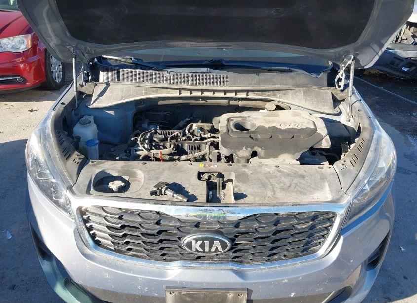 Photo 10 of 2019 Kia Sorento 2.4L L (VIN 5XYPG4A34KG596835)