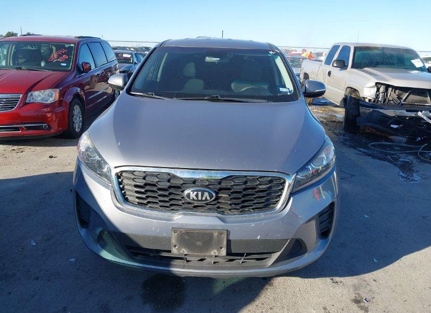 Photo 12 of 2019 Kia Sorento 2.4L L (VIN 5XYPG4A34KG596835)