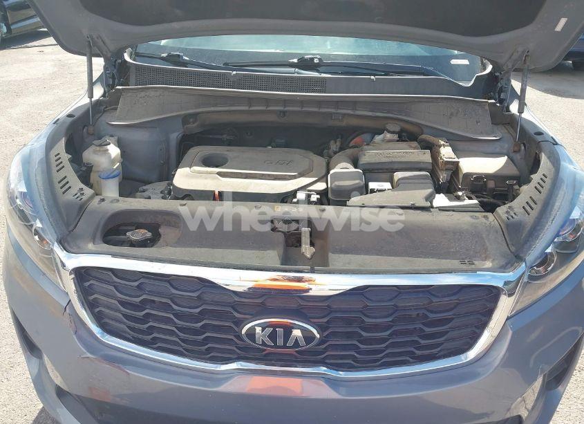 Photo 10 of 2019 Kia Sorento 2.4L L (VIN 5XYPG4A34KG610894)