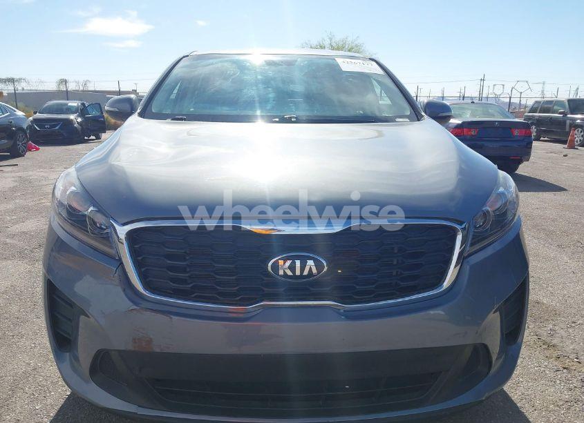 Photo 12 of 2019 Kia Sorento 2.4L L (VIN 5XYPG4A34KG610894)