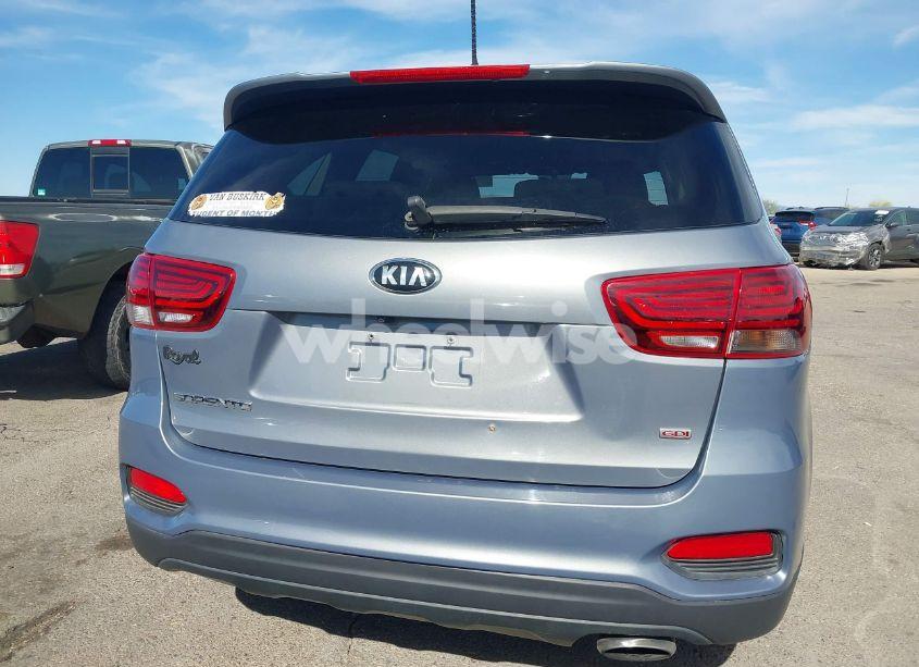 Photo 16 of 2019 Kia Sorento 2.4L L (VIN 5XYPG4A34KG610894)