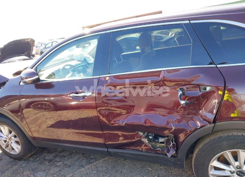 Photo 15 of 2020 Kia Sorento 2.4L LX (VIN 5XYPG4A34LG643072)