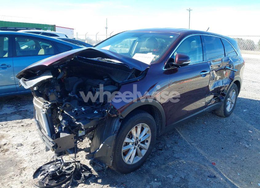 Photo 2 of 2020 Kia Sorento 2.4L LX (VIN 5XYPG4A34LG643072)