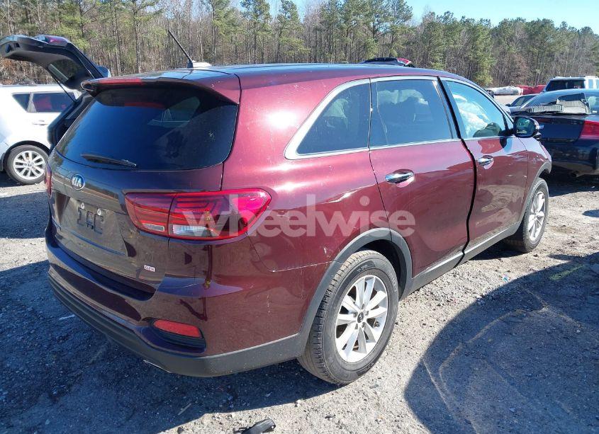 Photo 4 of 2020 Kia Sorento 2.4L LX (VIN 5XYPG4A34LG643072)