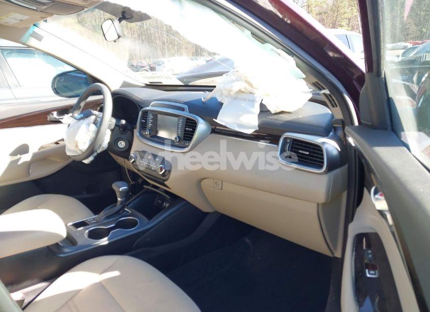 Photo 5 of 2020 Kia Sorento 2.4L LX (VIN 5XYPG4A34LG643072)