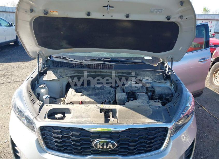 Photo 10 of 2020 Kia Sorento 2.4L L (VIN 5XYPG4A34LG647008)
