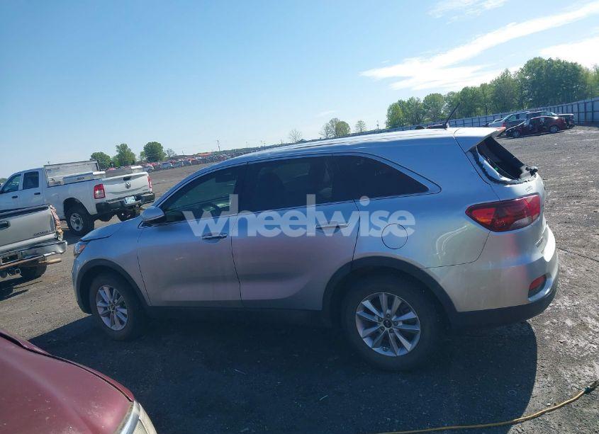 Photo 14 of 2020 Kia Sorento 2.4L L (VIN 5XYPG4A34LG647008)