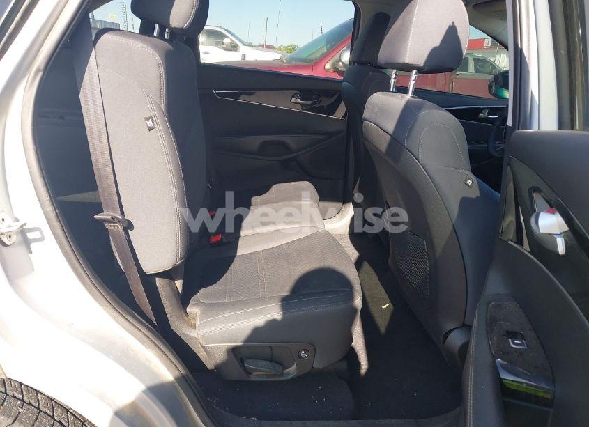 Photo 8 of 2020 Kia Sorento 2.4L L (VIN 5XYPG4A34LG647008)