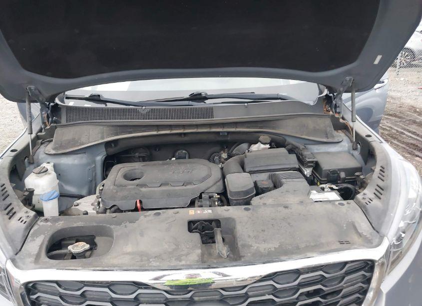 Photo 10 of 2020 Kia Sorento 2.4L L (VIN 5XYPG4A34LG650877)
