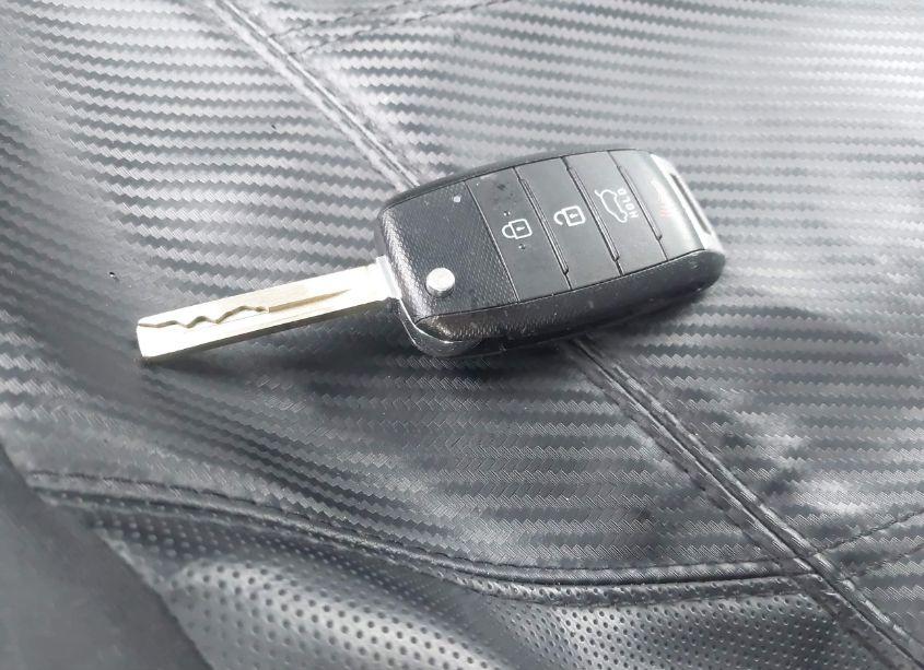 Photo 11 of 2020 Kia Sorento 2.4L LX (VIN 5XYPG4A34LG682633)