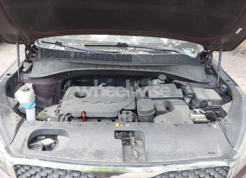 Photo 10 of 2016 Kia Sorento 2.4L LX (VIN 5XYPG4A35GG027080)