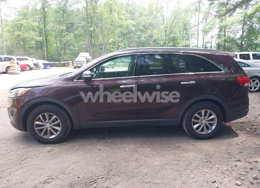 Photo 14 of 2016 Kia Sorento 2.4L LX (VIN 5XYPG4A35GG027080)