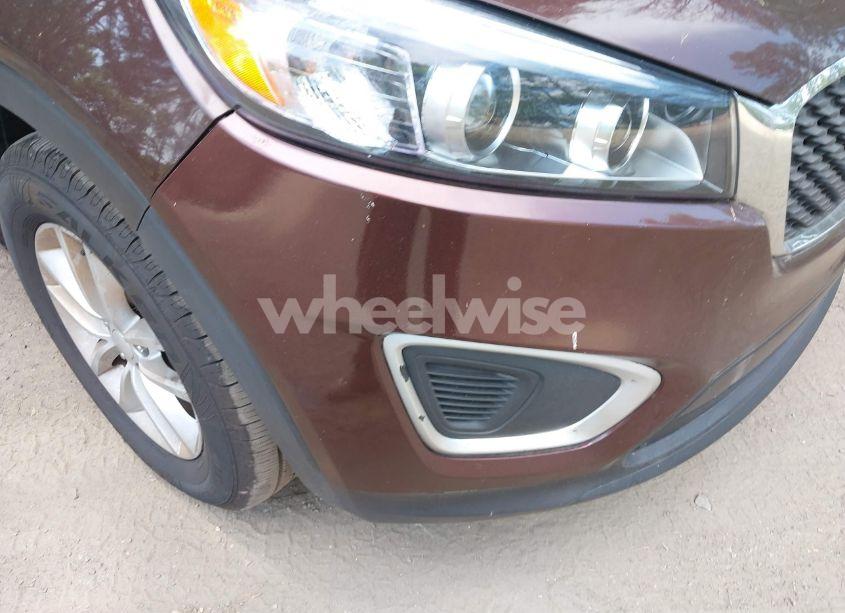 Photo 6 of 2016 Kia Sorento 2.4L LX (VIN 5XYPG4A35GG027080)