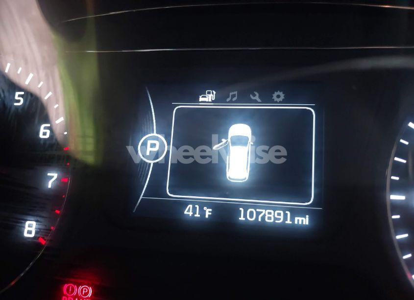 Photo 15 of 2016 Kia Sorento 2.4L LX (VIN 5XYPG4A35GG047877)