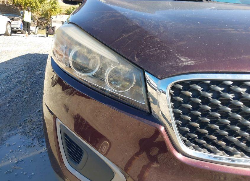 Photo 20 of 2016 Kia Sorento 2.4L LX (VIN 5XYPG4A35GG066459)